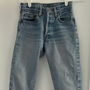 Levi 501 Women's Used Jeans Size 28 waist